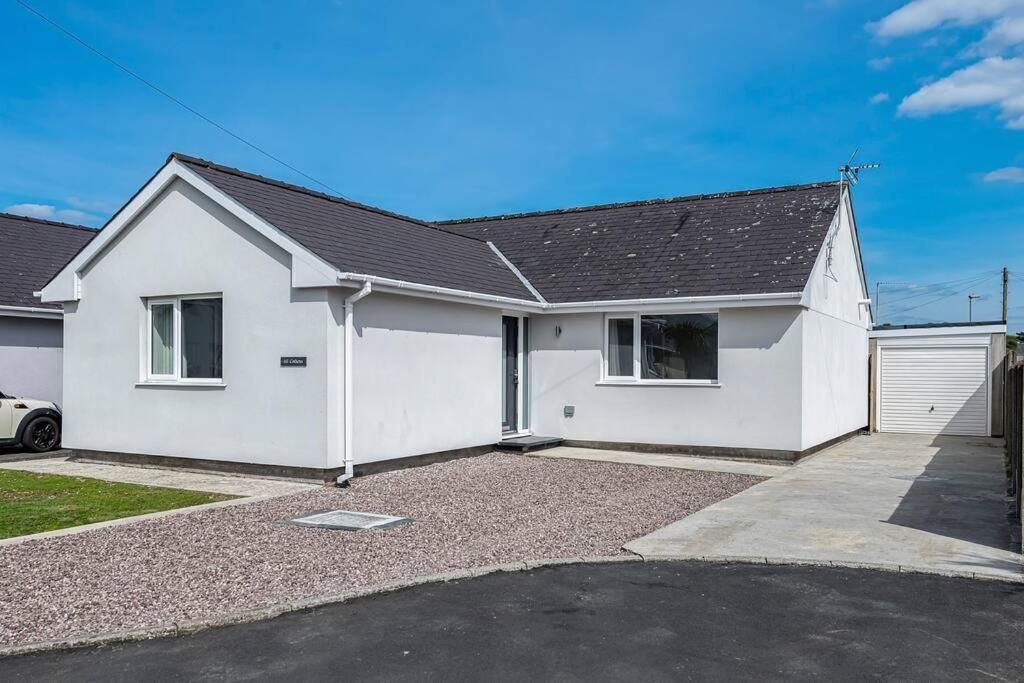 Family-Friendly Retreat Between Beach & Mountains Tremadog Bagian luar foto