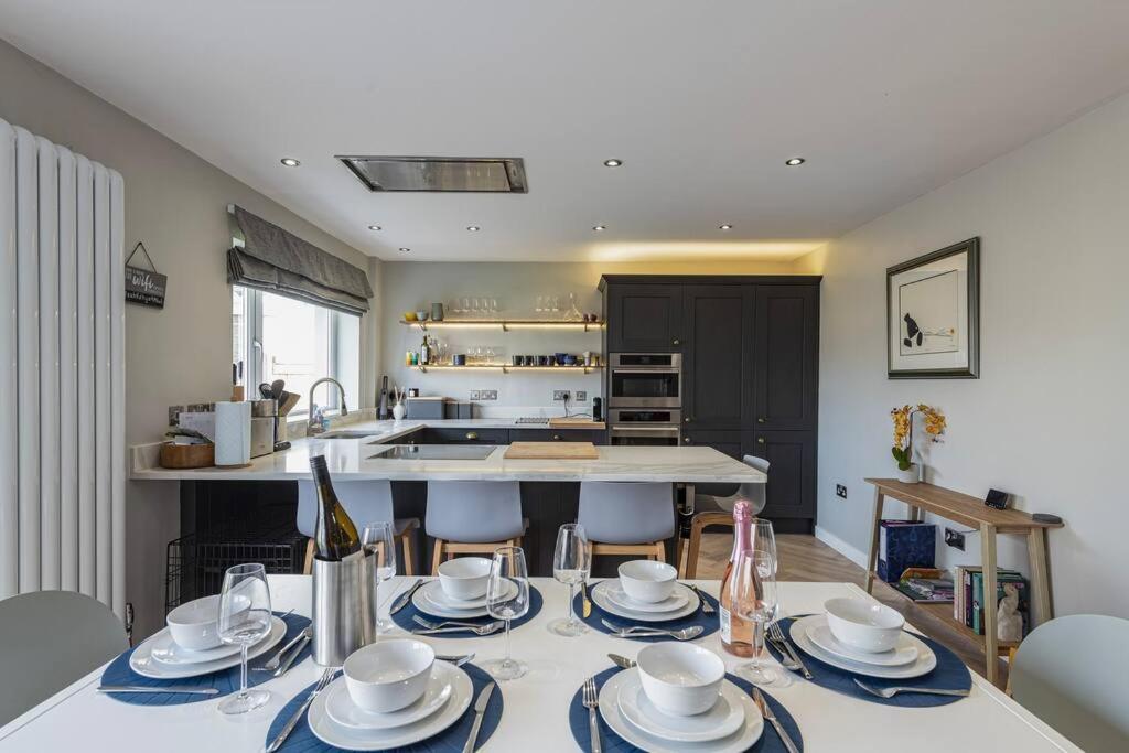 Family-Friendly Retreat Between Beach & Mountains Tremadog Bagian luar foto